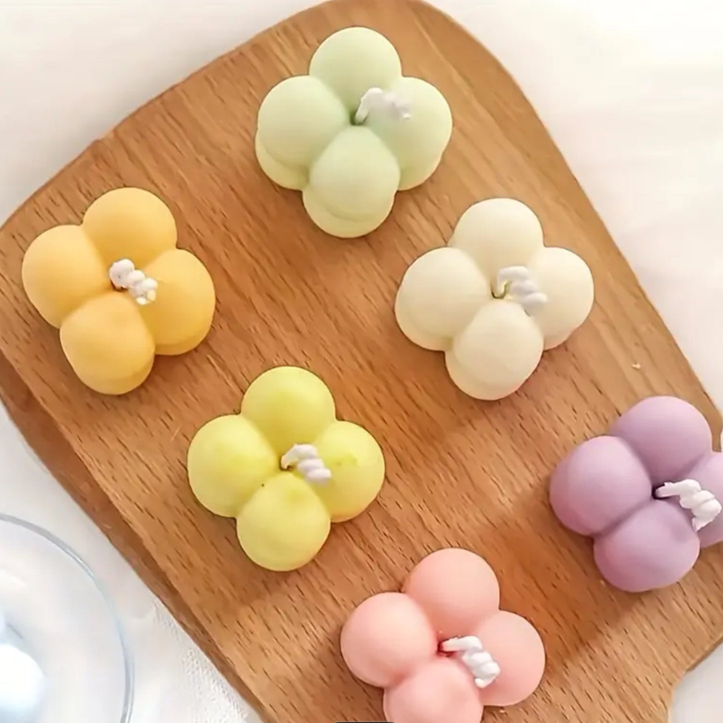 Molde para 15 velas en forma de cubos de esferas